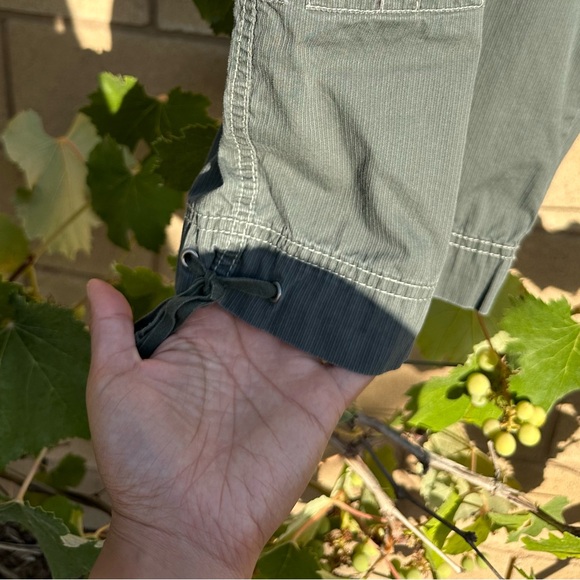 VINTAGE GREEN CARGO SHORTS Loose Fit Lightweight Multi-pocket Size-14 - Picture 7 of 10